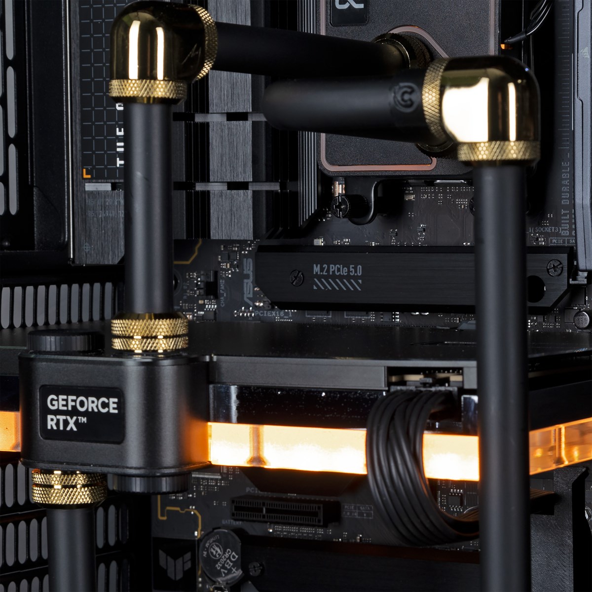 Vand Ryzen 9 RTX 5090 Water Cooled Creator PC